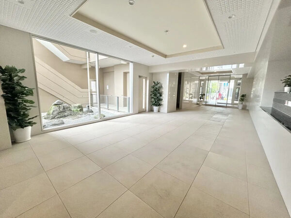 【ヒューマインドシティオアシス】エントランス 【ヒューマインドシティオアシス】エントランス