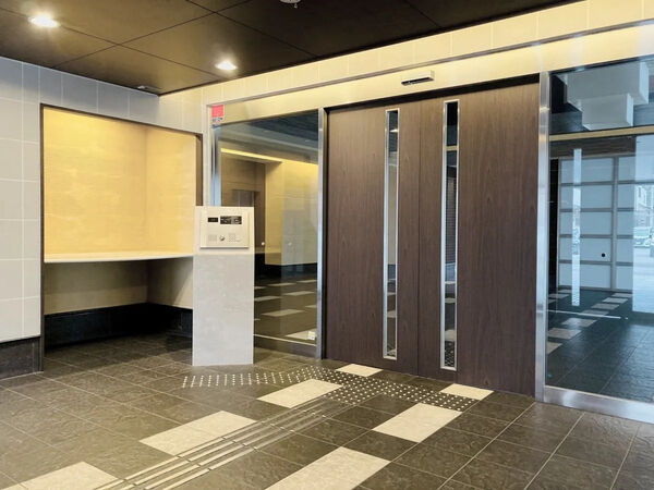 【エスリード西京極第2】エントランス