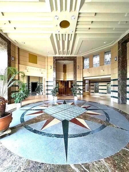 【アンピール香椎駅前】エントランス1