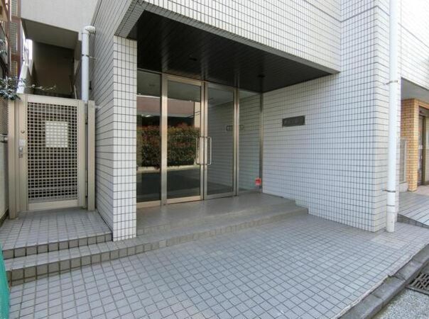 【東急ドエルアルス山手】エントランス