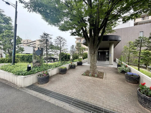 【流山ニューシティステージ21パークサイドコート】エントランス
