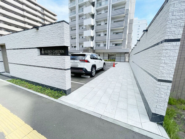 【アルビオガーデン円山】エントランス 【アルビオガーデン円山】エントランス