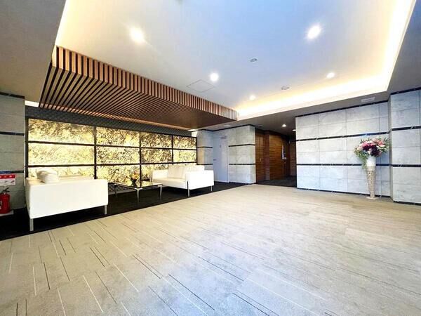 【アルビオガーデン円山】エントランス１