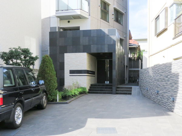 【ガーラ・プレシャス代々木上原】エントランス