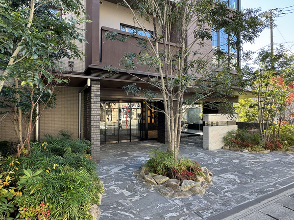 【ルネ市川国府台】エントランス 【ルネ市川国府台】エントランス