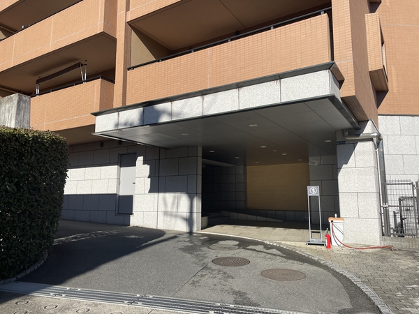 【コスモ宮前平コートフォルム】エントランス