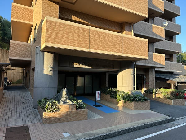 【ライオンズマンション古江ガーデン】エントランス 【ライオンズマンション古江ガーデン】エントランス