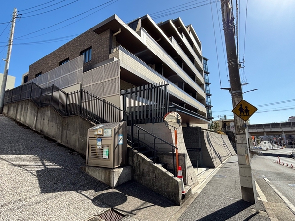 【ドレッセ美しが丘フロント】外観 【ドレッセ美しが丘フロント】外観