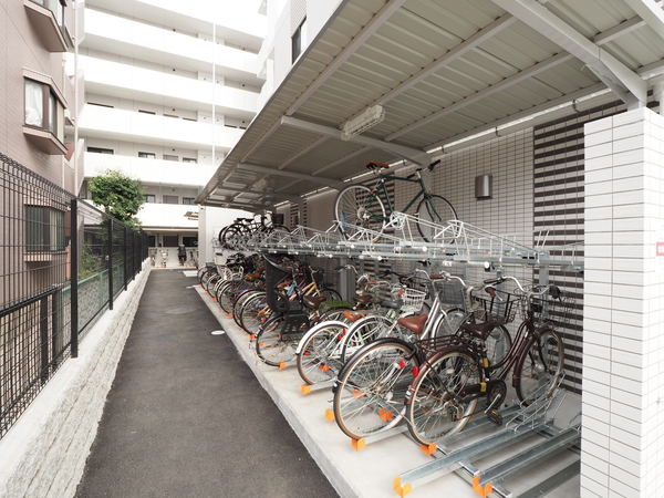 【プレシス大宮土呂】駐輪場