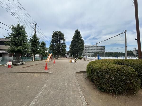 土呂公園　約280ｍ