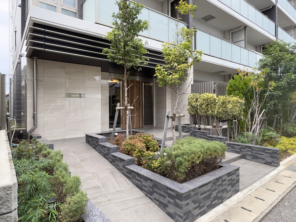 【エクセレントシティ幕張本郷レジデンス】エントランス 【エクセレントシティ幕張本郷レジデンス】エントランス