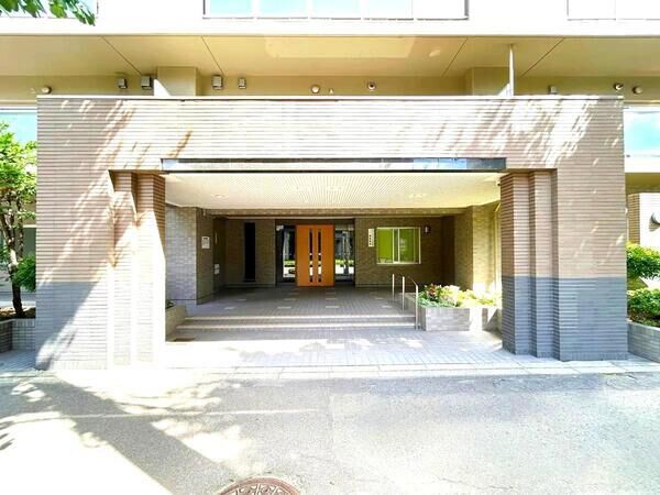 【クリーンリバー円山北5条】エントランス１