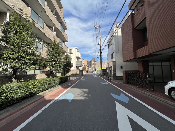 【アールヴェール大森】前面道路