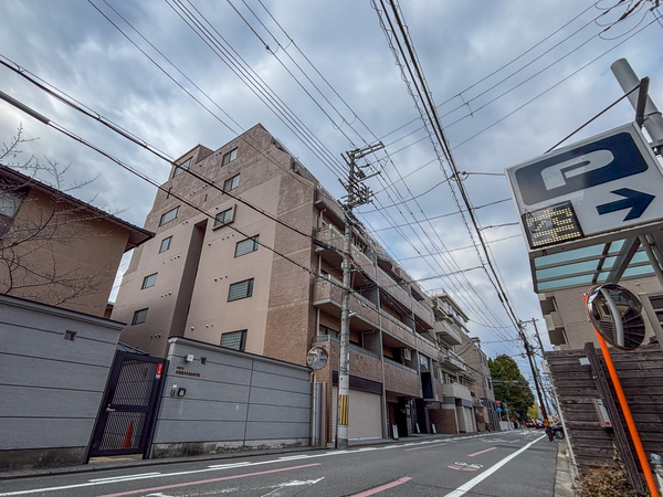 【フォルム二条城東】外観