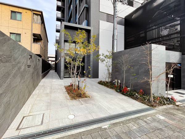 【ローレルコート一宮駅前】エントランス 【ローレルコート一宮駅前】エントランス