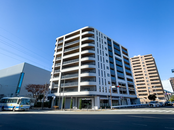 【ドレッセ新横浜】外観