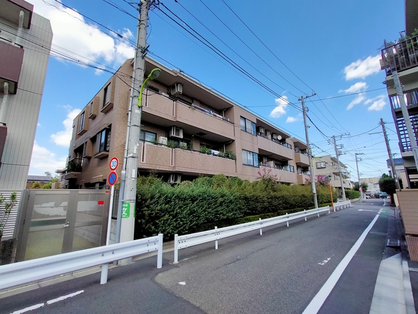 【ライオンズガーデン千歳船橋】外観写真 【ライオンズガーデン千歳船橋】外観写真