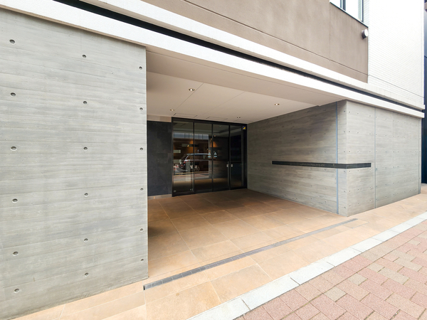 【GREEN PARK 神田司町】エントランス 【GREEN PARK 神田司町】エントランス