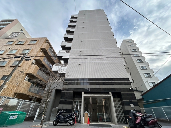 【ヴィータローザ横浜吉野町】外観
