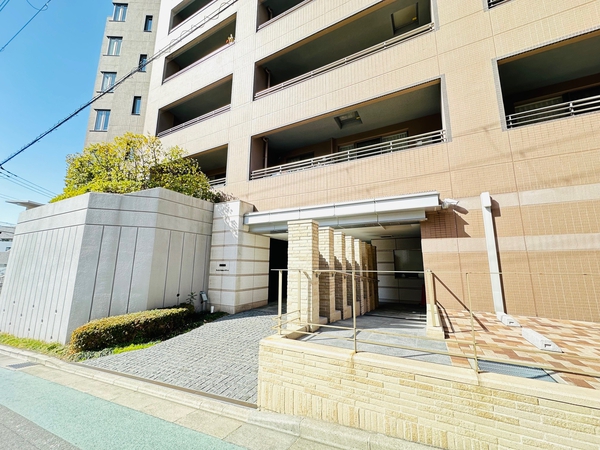 【ウェリス千里山レジデンス】外観