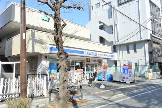 ローソンスリーエフ大宮桜木町店　約340m