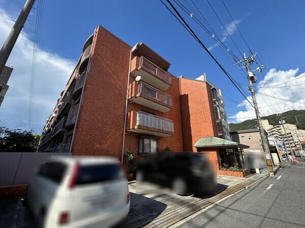 【戸坂コープマンション】外観