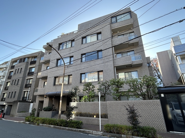 ベルセゾン広尾 1枚目 ベルセゾン広尾