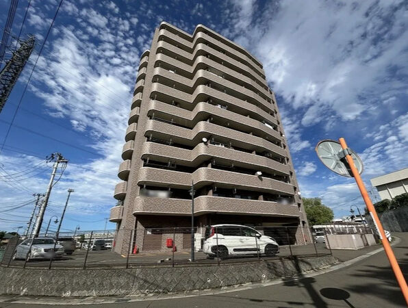 【ネオハイツ八乙女プリオール】外観