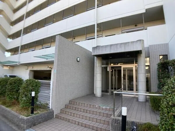 【ファミール西甲子園】エントランス 【ファミール西甲子園】エントランス