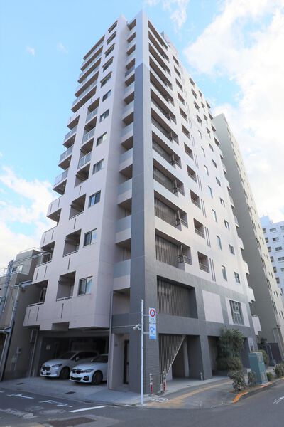 【ガクエンヒルズ北千住】外観