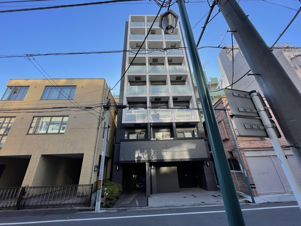 【レア横濱東口弐番館】外観