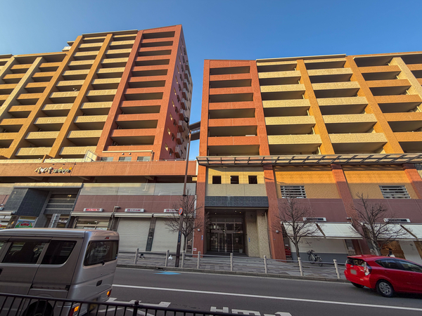 【ローレルコート花園】外観