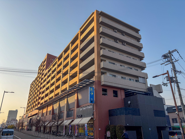 【ローレルコート花園】外観