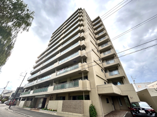 【ラピスパーク西町南】外観 【ラピスパーク西町南】外観