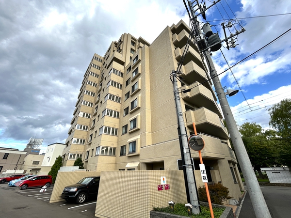 【ラピスパーク西町南】外観 【ラピスパーク西町南】外観