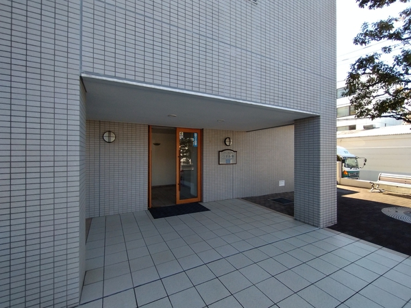 【モアクレストつきみ野】エントランス