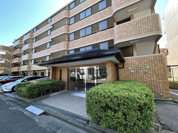 【朝日プラザ泉中央】エントランス