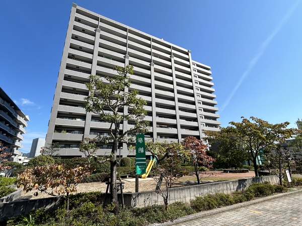 【ファミール矢賀公園フォレステージ】外観