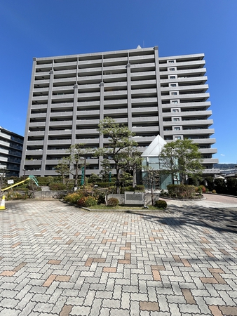【ファミール矢賀公園フォレステージ】外観