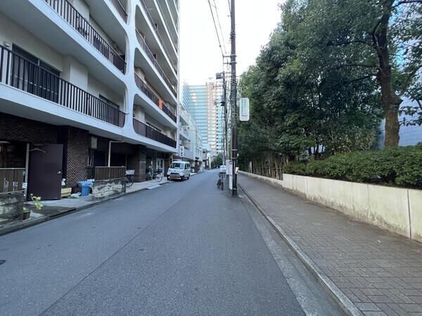 【サンコーポ大森海岸】前面道路