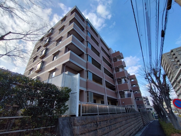 【ライオンズマンション稲城】外観