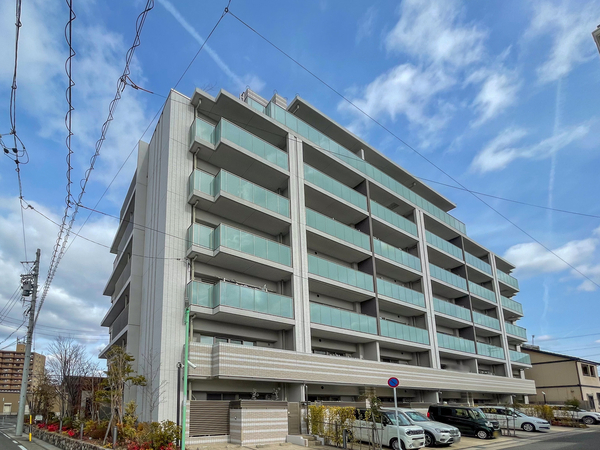 【プレミスト上小田井レジデンス】外観