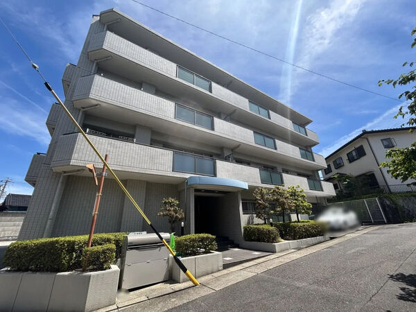 【植田一丁目パーク・ホームズ】外観