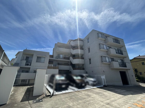 【植田一丁目パーク・ホームズ】外観