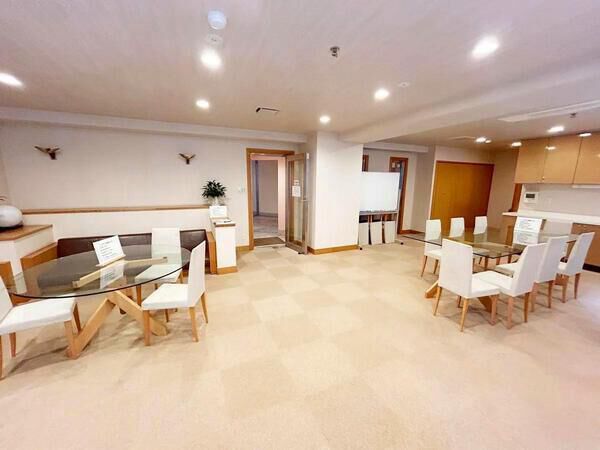 【ビラハイツ北の丸】エントランス1 【ビラハイツ北の丸】エントランス1