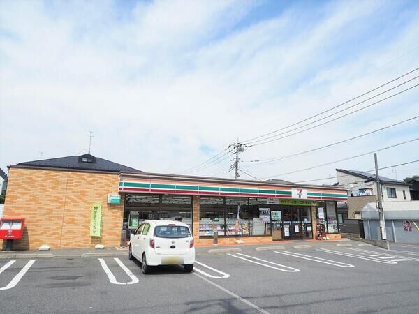 セブンイレブンさいたま七里店　約650ｍ
