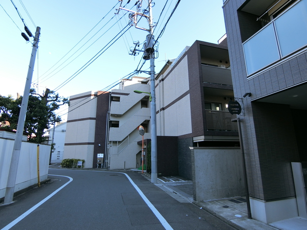 【プレール・ドゥーク三軒茶屋】外観