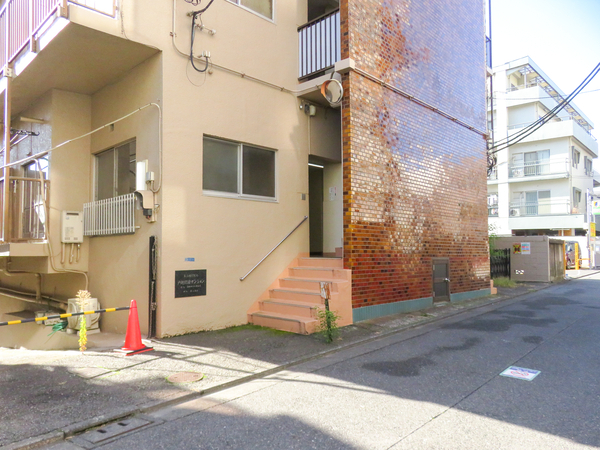 【戸越銀座マンション】エントランス 【戸越銀座マンション】エントランス