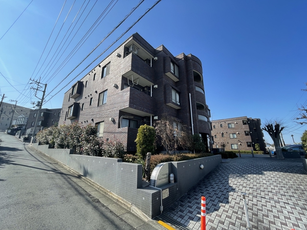 【コートヒルズ白楽東】外観
