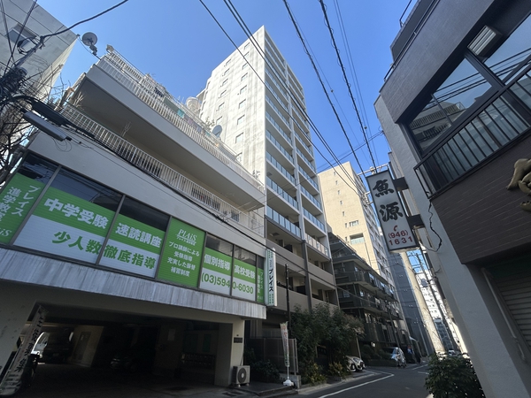 【ルジェンテ駒込六義園リビオレゾン】外観